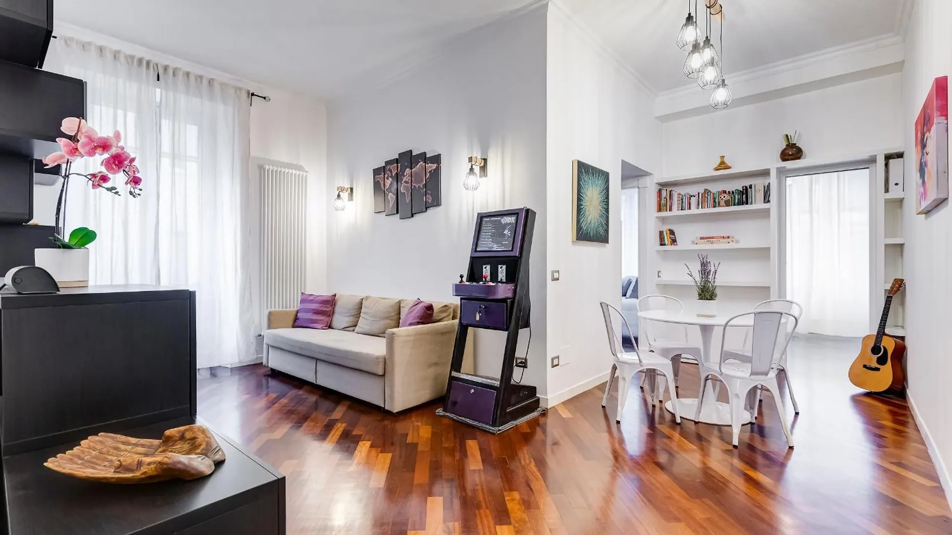The Funny Apartment In Garbatella Rome